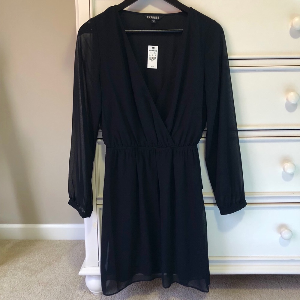 NWT✨ Express black dress w/ long sheer sleeves SM